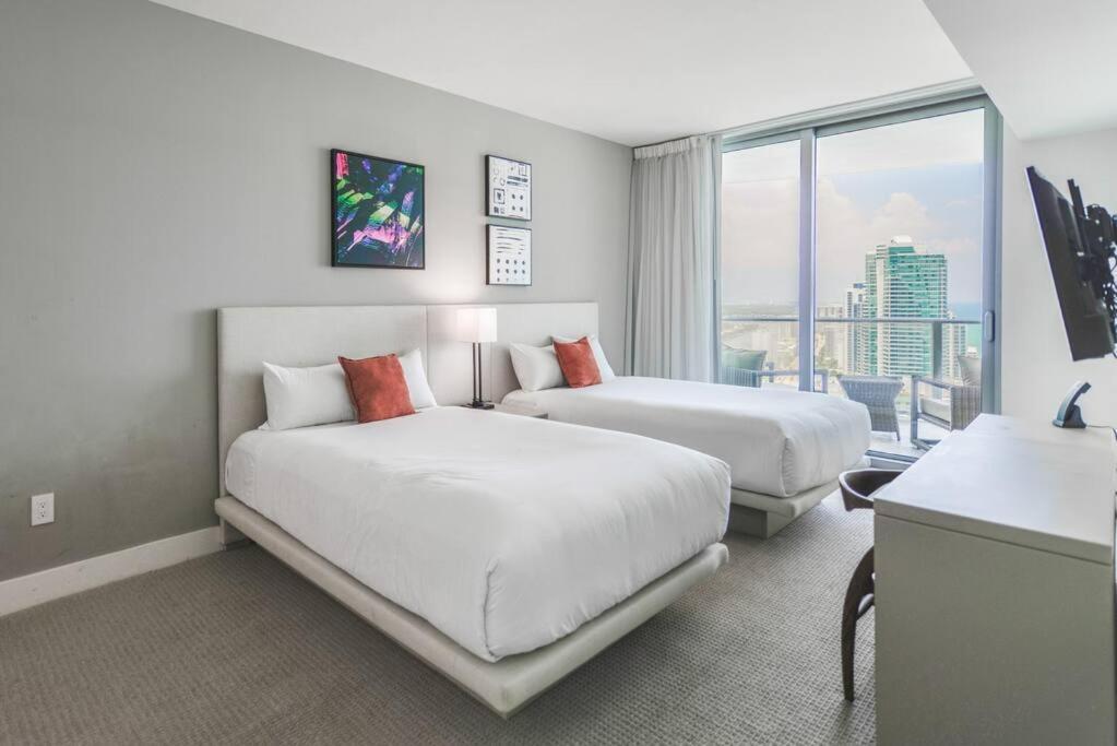 Spectacular Sunset Views Over The Ocean At Hollywood Exterior foto