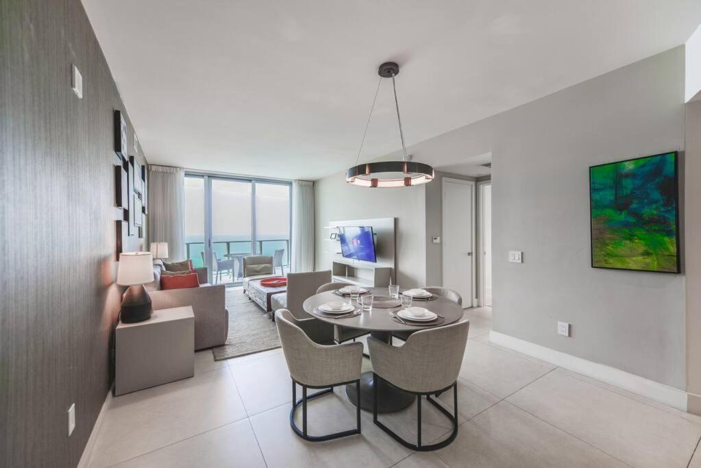 Spectacular Sunset Views Over The Ocean At Hollywood Exterior foto